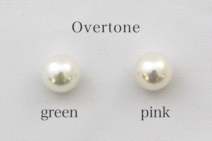 干渉色によって変わる色